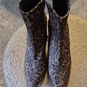 Source Unknown Brown Leopard Heeled Boots